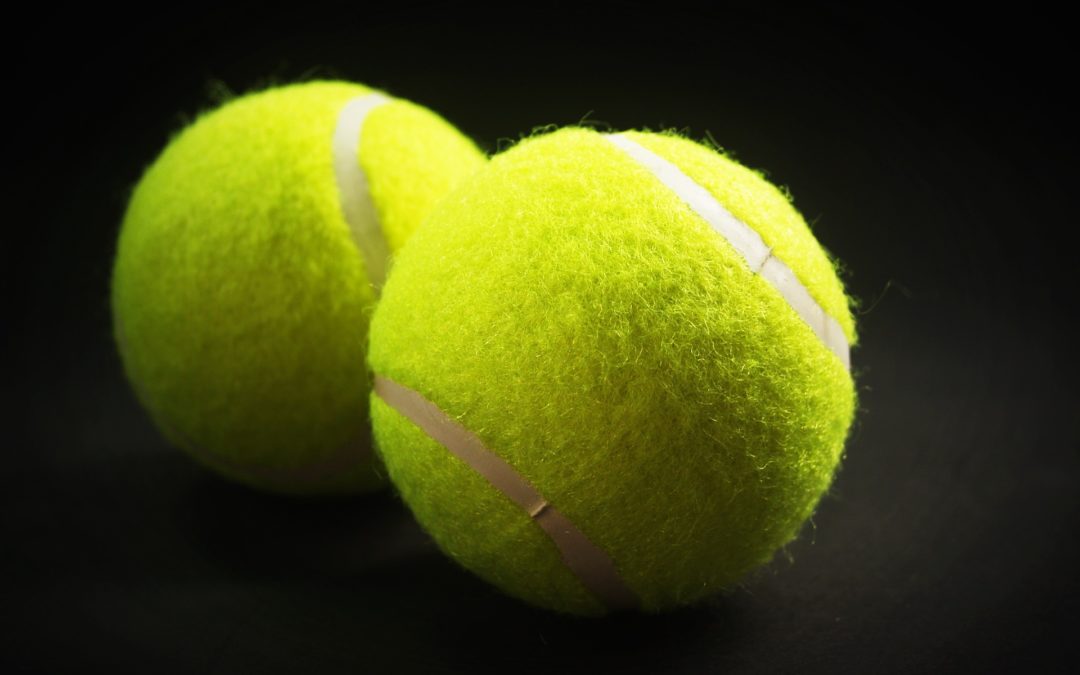 Use tennis balls for effective home massage